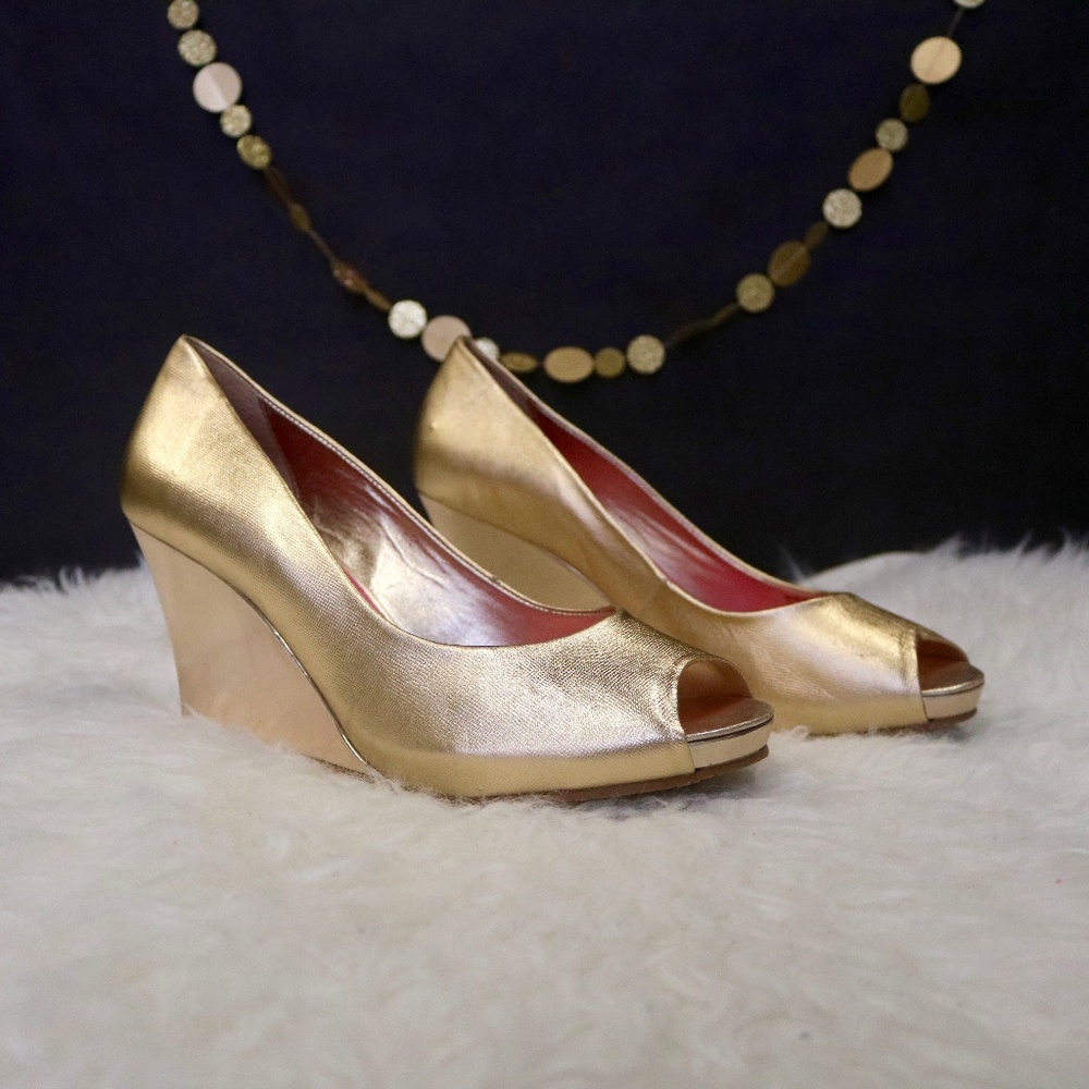 Lilly Pulitzer Resort Chic Gold Peep Toe Wedges